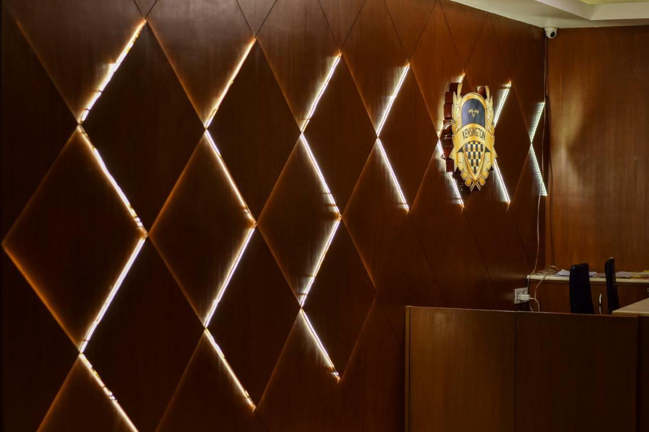 Kensington Suites Bangalore Bagian luar foto