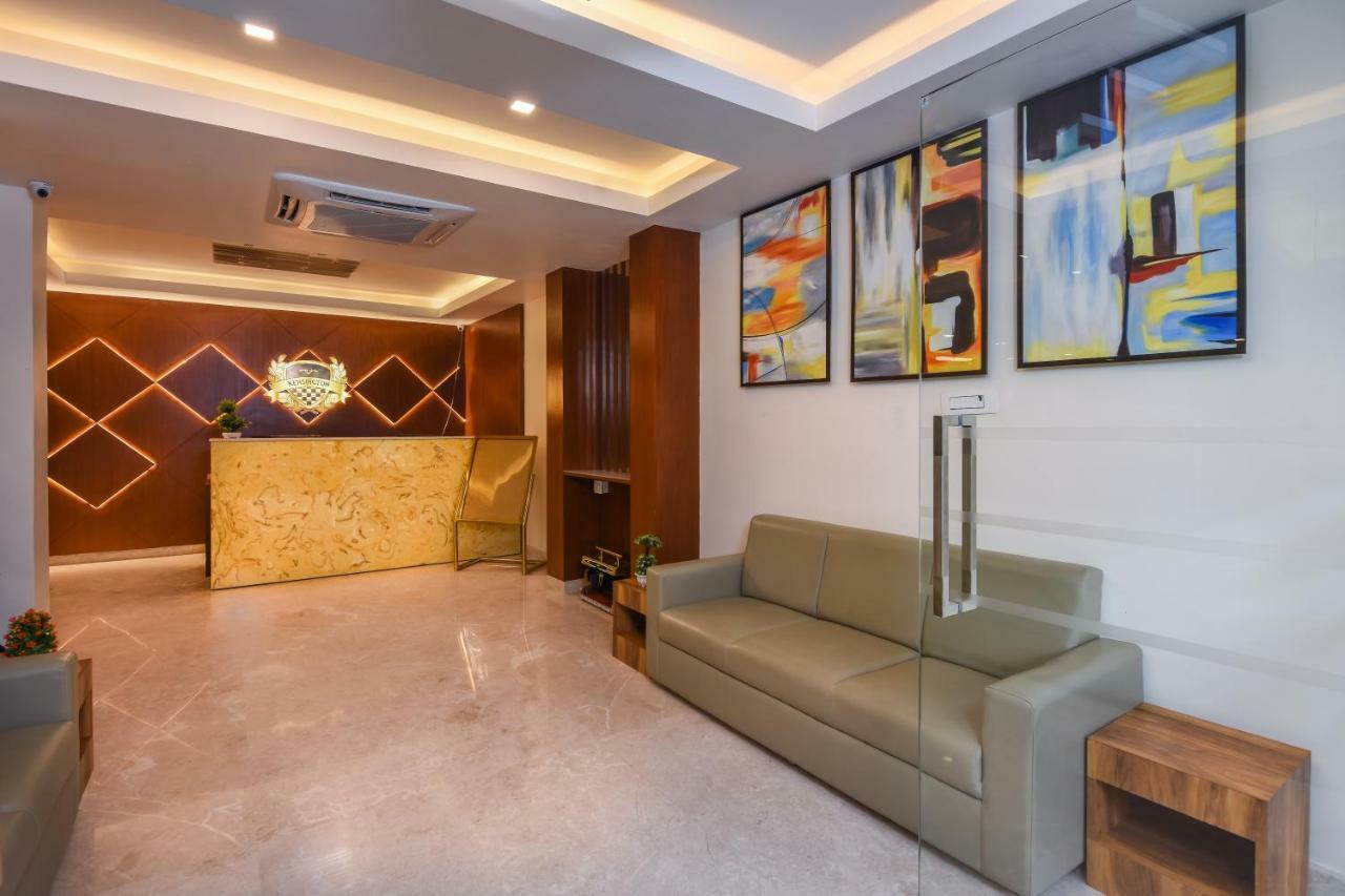 Kensington Suites Bangalore Bagian luar foto